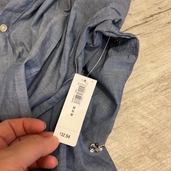 NEW old navy button down - Picture 4 of 4